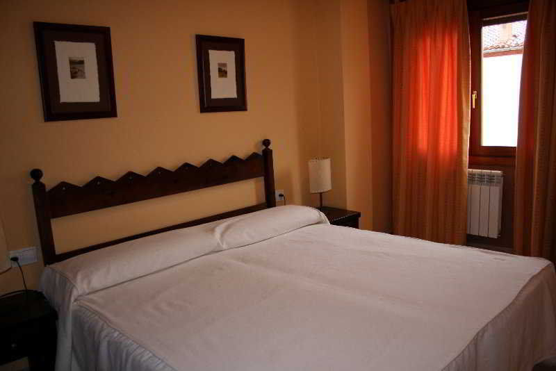 La Trufa Negra Apartamentos Teruel Pokoj fotografie